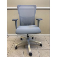 Haworth - Zody Refurbished Office Chair, Fully Adjustable - Gray (Warehouse Pick Up)