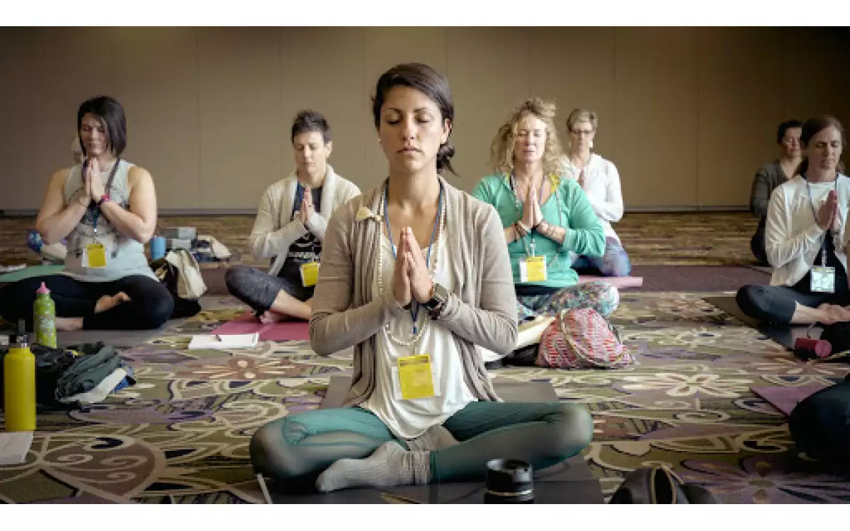 The Benefits of Meditating During the Work Day